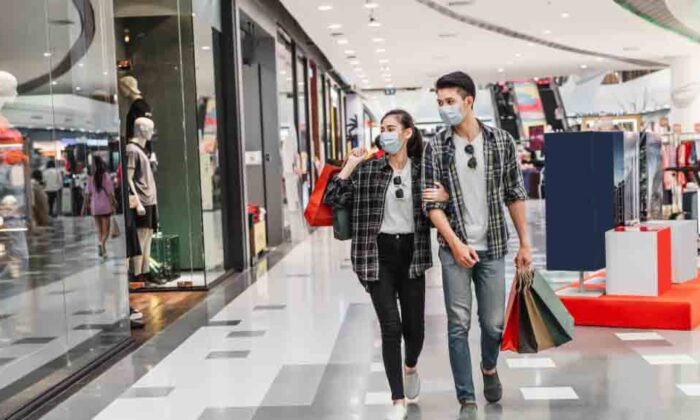 Shopping to the Biggest Mall