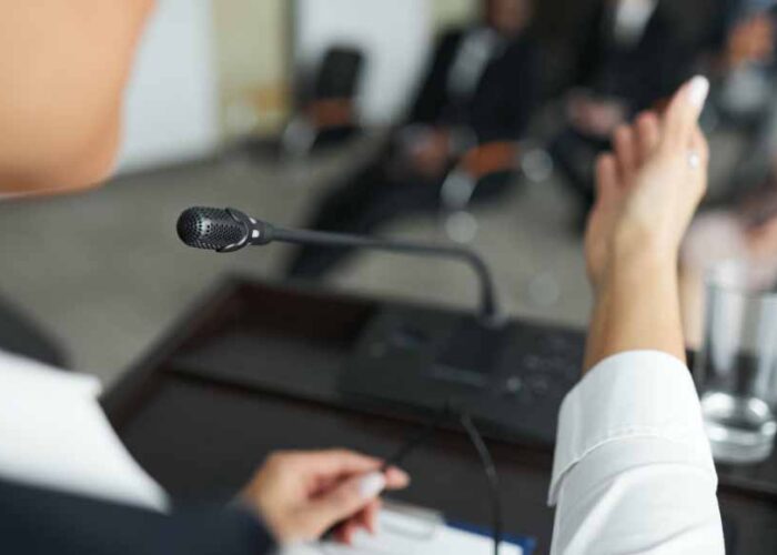 Meningkatkan Personal Brand sebagai Public Speaking