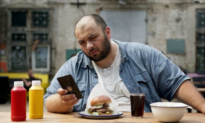 Terjebak Didalam Knowledge Obesity