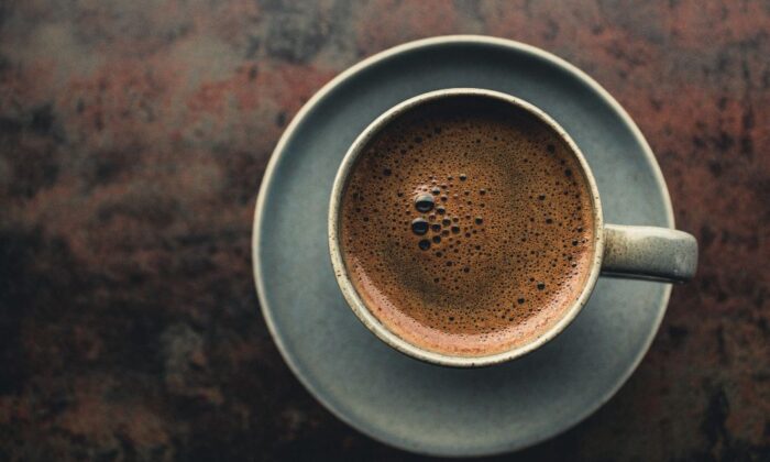 Habis Sahur Minum Kopi. Gak Bahaya Ta?
