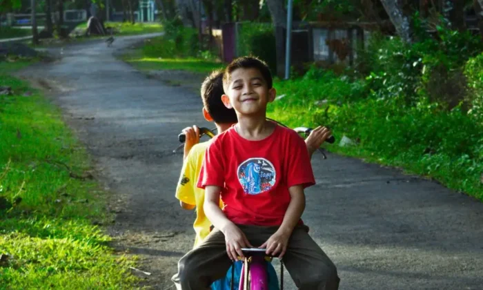 Budaya Indonesia Itu Bukan Gotong Royong. Lalu Apa Dong?