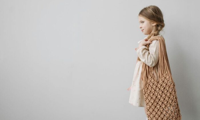 Sad Beige Mom: Lebih dari Sekadar Tren Minimalis Estetis