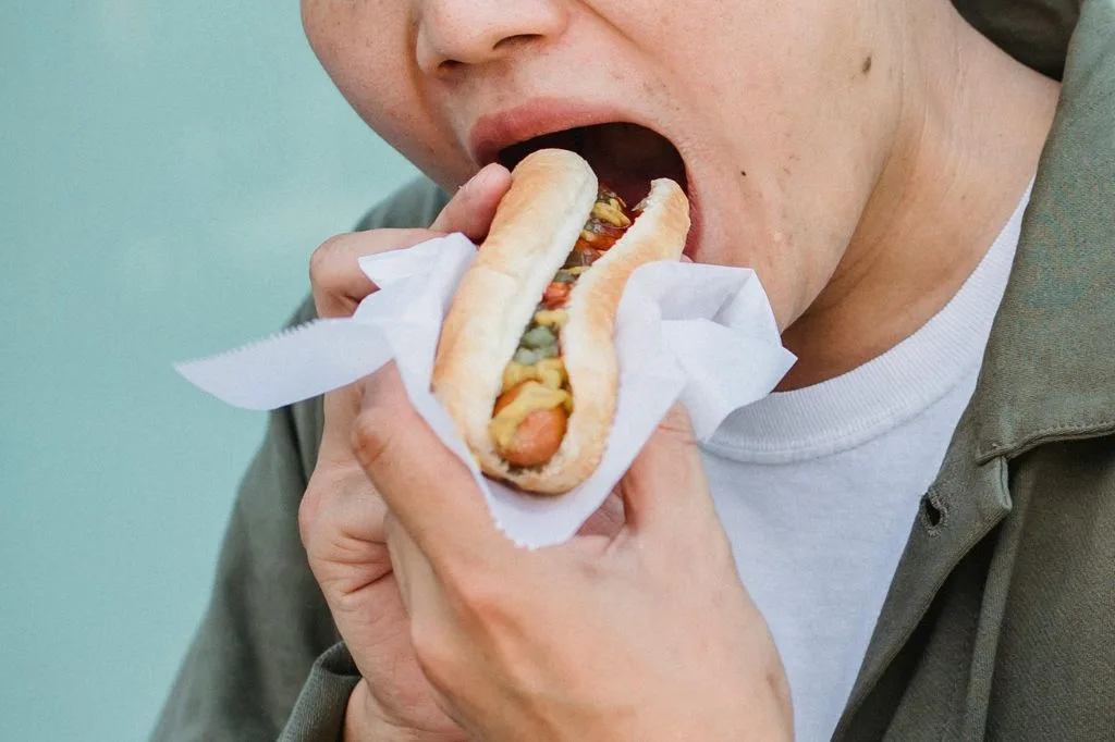 Read more about the article Mau Jadi Glizzy Eaters? Yuk, Coba Tantangan Makan Ini. Dijamin!