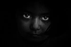 Law of Polarity: Dualitas Dalam Dunia yang Penuh Perspektif