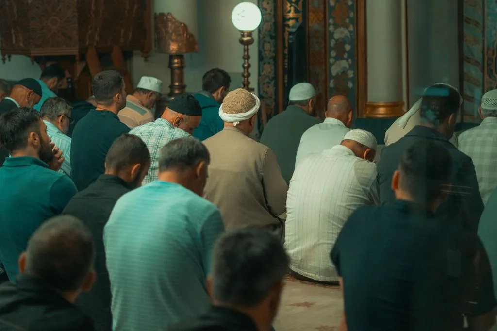 Read more about the article Ramadan Vibes: Tentang Sholat Tarawih yang Jarang Orang Tau