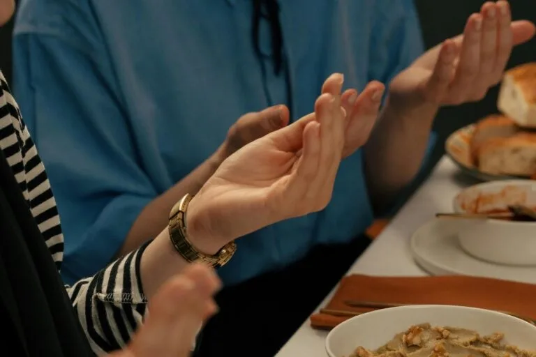 Puasa, Tapi Mulut Masih Ngemil yang Haram.