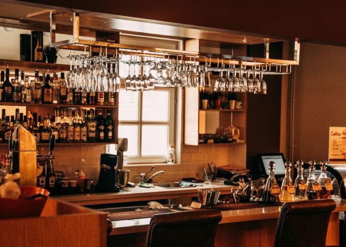 Cafe Hopping: Work From Cafe, Sebuah Gaya Hidup Pesanan?