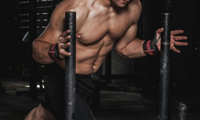 Ia Bilang Orang Nge-Gym Itu Goblok! Apa Iya? Padahal…