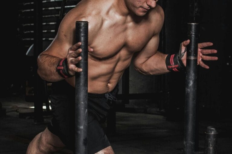 Ia Bilang Orang Nge-Gym Itu Goblok! Apa Iya? Padahal…
